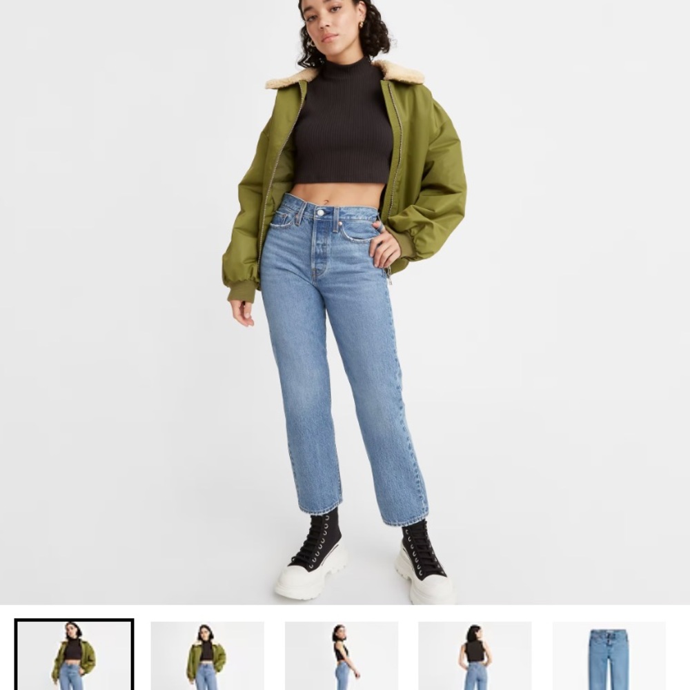 Wedge straight Levi jeans - almost brand new